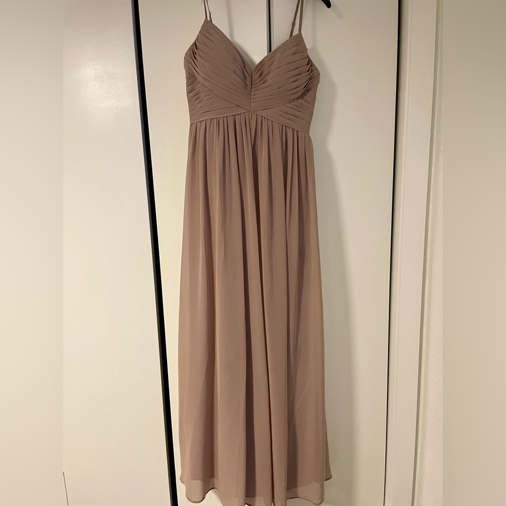 Azazie Bridesmaid Dress in Taupe. Size 8.